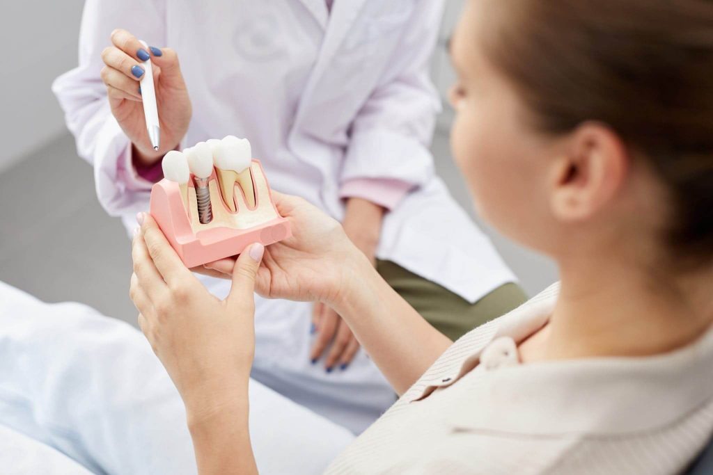 What are the best types of dental implants?