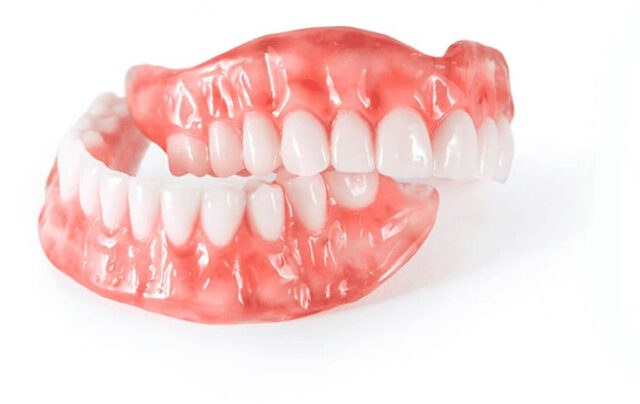 Отсутствие зубов (адентия)